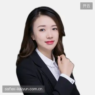黄成